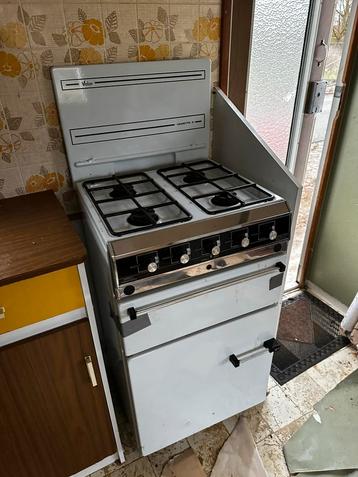 Cuisinière à gaz ancienne, four combiné, Gaz, 85 à 90 cm, 4 zones de cuisson, Comme neuf