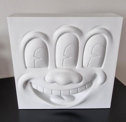 Keith Haring - Three-Eyed Smiling Face, Antiquités & Art, Art | Objets design, Enlèvement ou Envoi