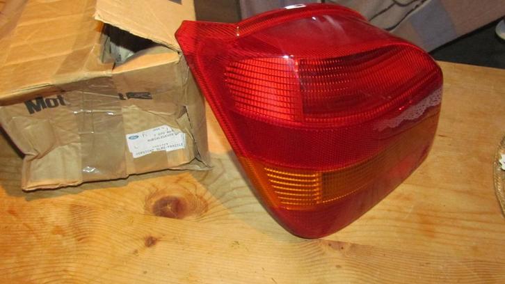 Linker achterlicht Ford Fiesta MK3 1989 - 1996, Auto-onderdelen, Verlichting, Ford, Nieuw, Ophalen of Verzenden