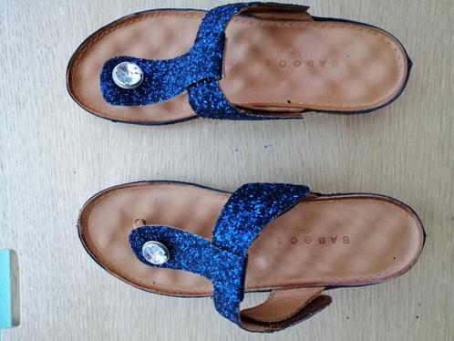 Lederen teenslippers, Kleding | Dames, Schoenen, Zo goed als nieuw, Zwart, Ophalen