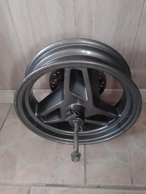Te koop compleet 12 inch booster voorwiel, Fietsen en Brommers, Brommeronderdelen | Scooters, Zo goed als nieuw, Overige typen