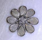 broche vintage bloem zilver met strass '90, Handtassen en Accessoires, Broches, Verzenden, Zilver, Zilver, Met strass