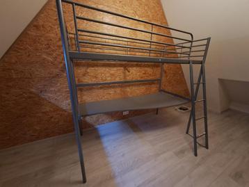 hoogslaper beschikbaar voor biedingen