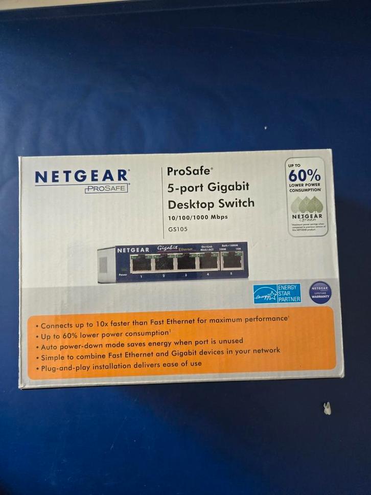 NETGEAR GS105, Informatique & Logiciels, Commutateurs réseau, Comme neuf, Enlèvement