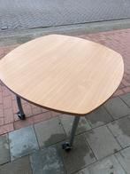 Tafel met wielen, Huis en Inrichting, Ophalen