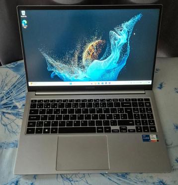 Samsung Galaxy Book2 15,6" – i5-1235U | 8GB RAM | 256GB SSD beschikbaar voor biedingen