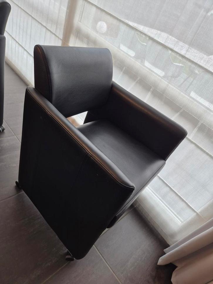 Eetkamerstoel (8) - glijden ng perfect!, Huis en Inrichting, Fauteuils, Ophalen