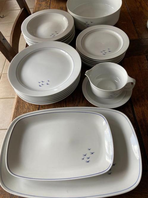 Service de table complet (+ à café +assiette présentation), Antiek en Kunst, Antiek | Servies compleet, Ophalen