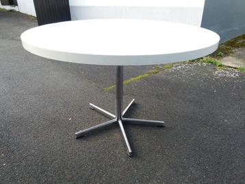 vintage eettafel stervoet eind 60er disponible aux enchères