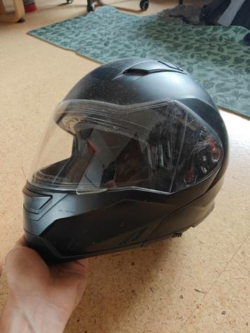 Motor helm maat XL beschikbaar voor biedingen