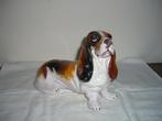 Figurine porcelaine chien basset artésien, Ophalen