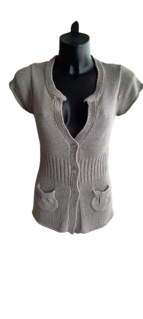Joli petit cardigan T 38/40, Kleding | Dames, Truien en Vesten, Zo goed als nieuw, Maat 38/40 (M), Beige, Verzenden