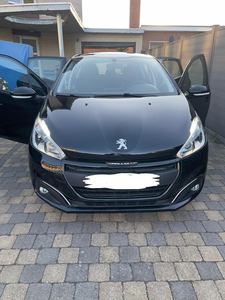 Peugot 208 1.2, Auto's, Peugeot, Bedrijf, Achteruitrijcamera, Airbags, Airconditioning, Alarm, Bluetooth, Cruise Control, Elektrische ramen