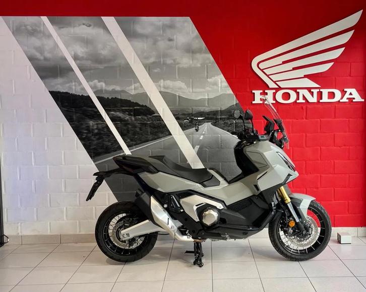 Honda X-ADV 750 (bj 2025), Motoren, Motoren | Honda, Bedrijf, Overig, meer dan 35 kW