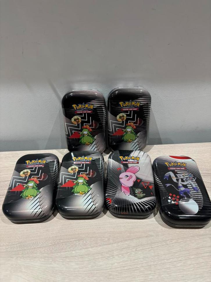 Black Bolt & White Flare Mini Tin 2 boosters (1 of each set), Hobby en Vrije tijd, Verzamelkaartspellen | Pokémon, Zo goed als nieuw