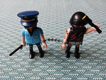 Playmobil set 5816 'Agent met inbreker'. beschikbaar voor biedingen