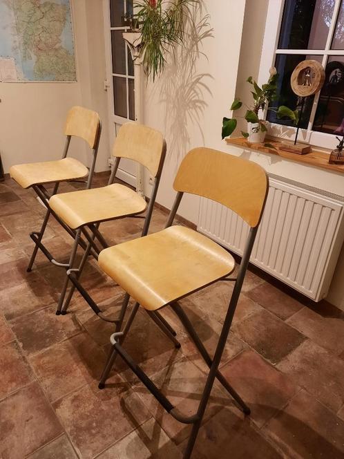 Drie kinderstoelen, Huis en Inrichting, Barkrukken, Zo goed als nieuw, 90 cm of meer, Hout, Metaal, 3 krukken, Ophalen