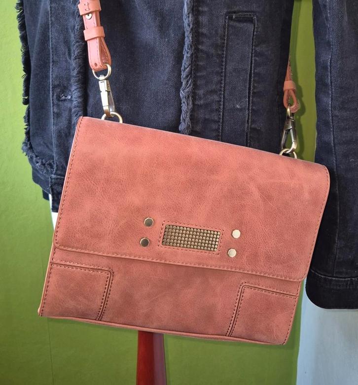 Nieuwe tas clio goldbrenner Hippolyte mini in roestkleur, Handtassen en Accessoires, Tassen | Damestassen, Nieuw, Ophalen of Verzenden