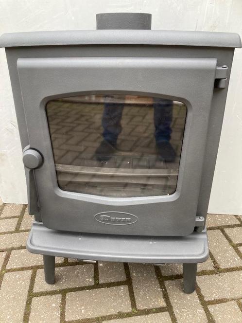 Dovre houtkachel in nieuwstaat., Huis en Inrichting, Kachels, Zo goed als nieuw, Vrijstaand, Houtkachel, Hout, Ophalen