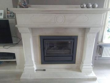 SCHOUW IN FRANSE MASSANGIS CLAIRE beschikbaar voor biedingen