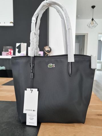 Sac cabas Lacoste NEUF disponible aux enchères