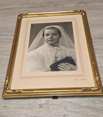 Vintage fotolijsten collectie met antieke foto  beschikbaar voor biedingen