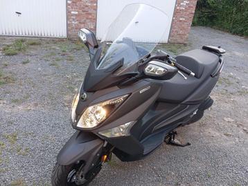 Prachtige SYM scooter 125 cc GTS injectie!!! beschikbaar voor biedingen