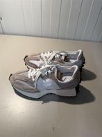 New Balance 327 Dames Sneakers - Wit/Grijs - Maat 38, Kleding | Dames, Schoenen, Ophalen of Verzenden, Zo goed als nieuw, Wit