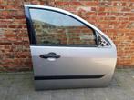 Deur van Ford Focus van 1999-2004. Van voor rechtse kant ., Porte, Ford, Avant, Enlèvement