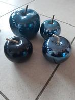 Decoratie blauwe appeltjes te koop, Ophalen