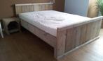 Bed van hout op maat gemaakt, Nieuw, Ophalen of Verzenden, Overige maten, 200 cm
