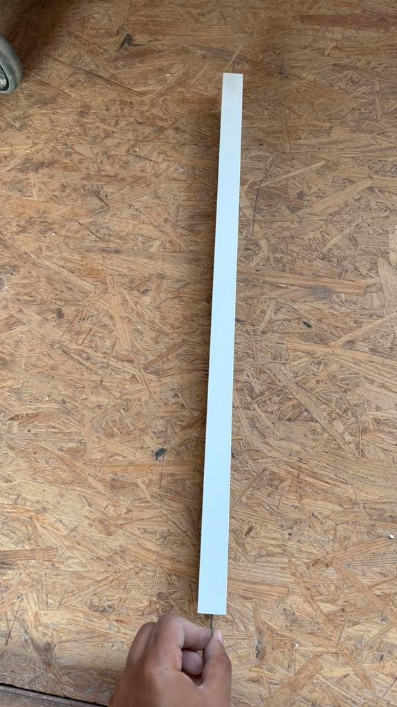 Profilés Chicago Metallic 600 mm-Neufs pour plafond suspendu, Doe-het-zelf en Bouw, Plinten en Afwerking, Zo goed als nieuw, Ophalen