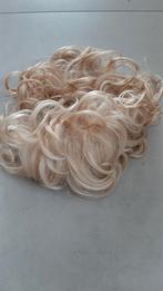 Blond pruik, Ophalen of Verzenden, Zo goed als nieuw