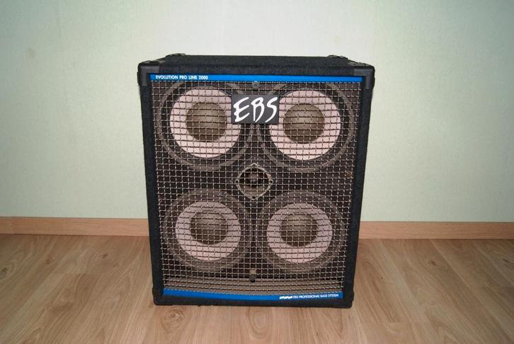 V/Ech EBS EVO' PROLINE 2000 410 kast gemaakt in Zweden TBEG., Muziek en Instrumenten, Versterkers | Bas en Gitaar, Gebruikt, Basgitaar