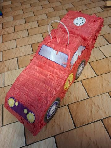 Pinata auto NIEUW beschikbaar voor biedingen