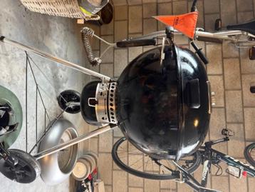 weber houtskool barbeque  beschikbaar voor biedingen