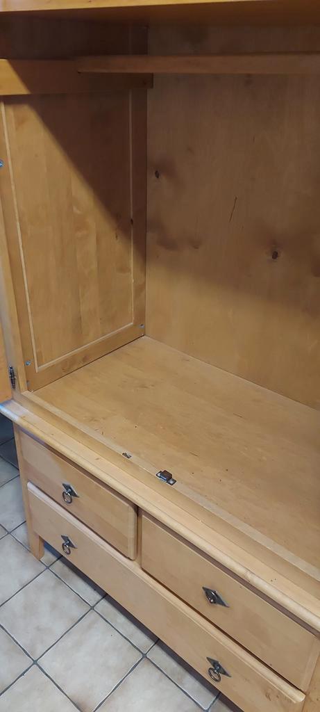 Baby en/of kinderkast vol grenen, Kinderen en Baby's, Kinderkamer | Commodes en Kasten, Ophalen