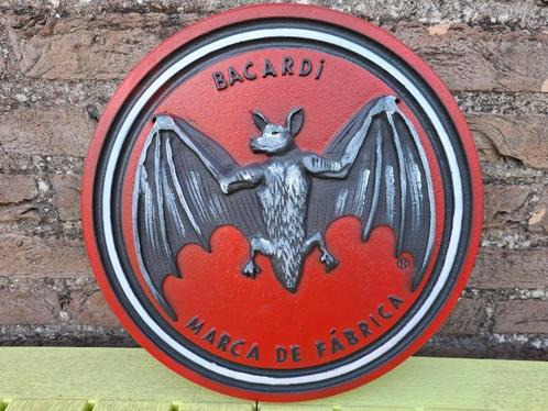Zwaar gietijzeren reclamebord Bacardi rum, Verzamelen, Merken en Reclamevoorwerpen, Nieuw, Ophalen of Verzenden