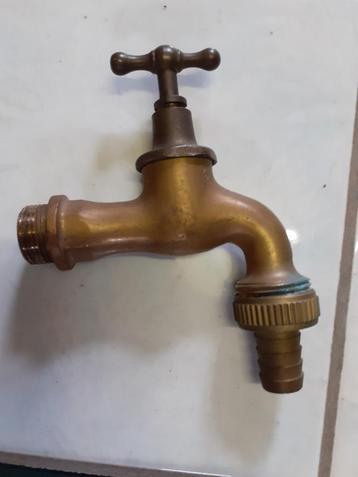 waterkraan beschikbaar voor biedingen