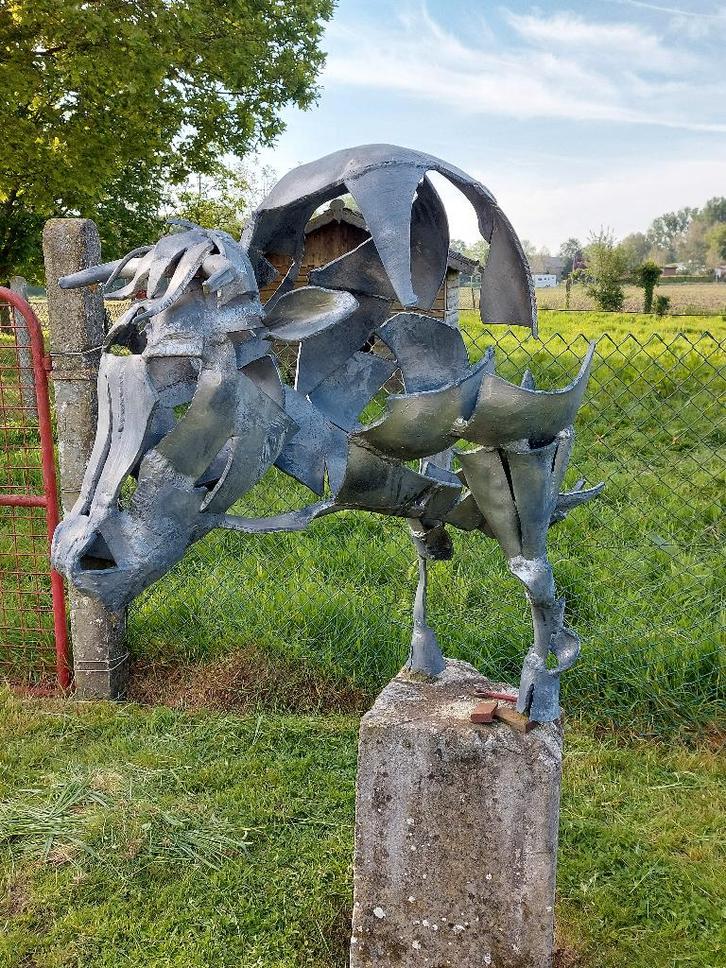 kunstwerk beeld van een stier, Antiek en Kunst, Kunst | Designobjecten, Ophalen