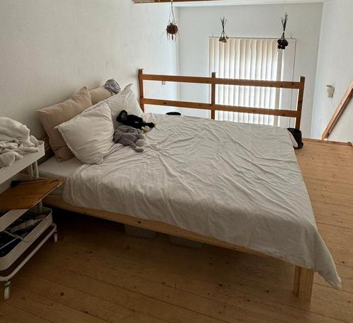 Bedframe + lattenbodem + matras, Huis en Inrichting, Slaapkamer | Bedden, Zo goed als nieuw, Ophalen