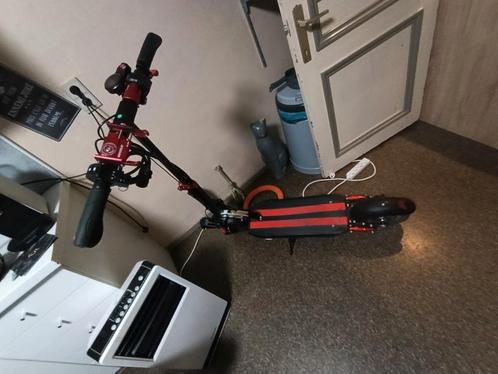 Trottinette électrique 1000W – 91 km/h, full options., Fietsen en Brommers, Steps, Zo goed als nieuw, Ophalen of Verzenden