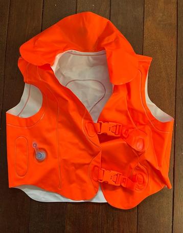 Gilet de Sauvetage Neuf 2-5 ans disponible aux enchères