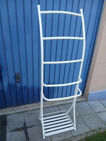 handdoekenrek 25€ beschikbaar voor biedingen