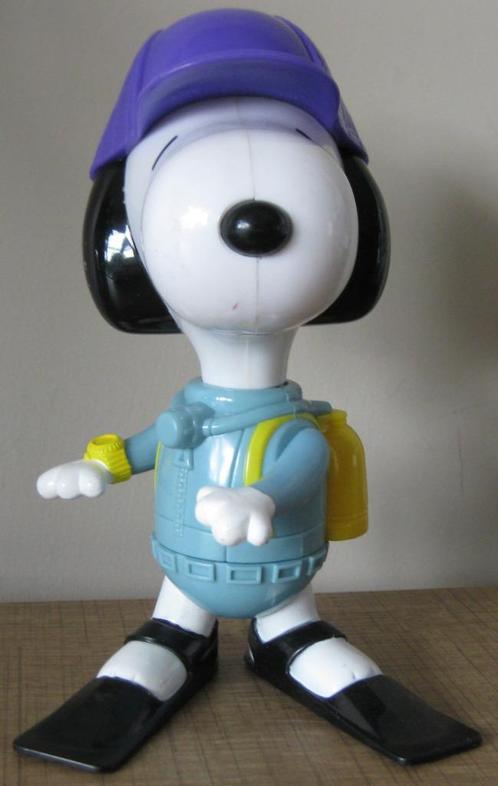 Grote Snoopy figuur (18 cm) (Mc Donald's 2000), Collections, Personnages de BD, Comme neuf, Statue ou Figurine, Snoopy, Enlèvement ou Envoi