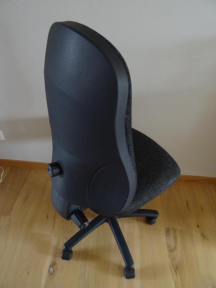 Bureaustoel donkergrijs, Huis en Inrichting, Bureaustoelen, Zo goed als nieuw, Bureaustoel, Grijs, Ergonomisch, Ophalen