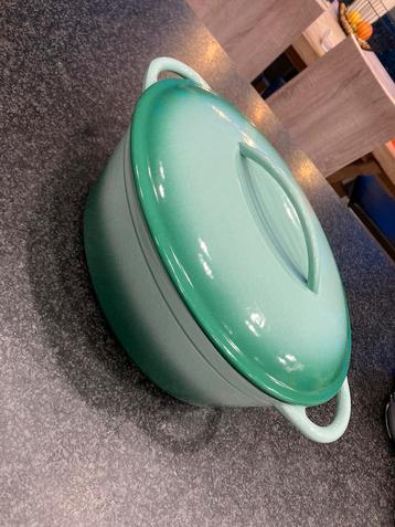 Cocotte en fonte style Le Creuset, 30 NEUF