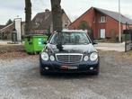 Mercedes E200 Cdi/Classic/Automaat/2007, Auto's, Mercedes-Benz, Achterwielaandrijving, Zwart, 4 cilinders, Parkeersensor