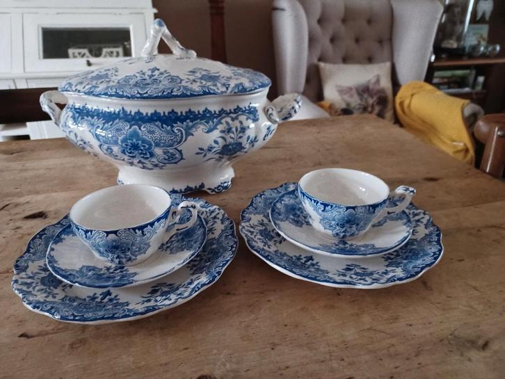 B.F.K. DORDRECHT BLAUW serviesdelen, Antiquités & Art, Antiquités | Services (vaisselle) pièces, Enlèvement ou Envoi