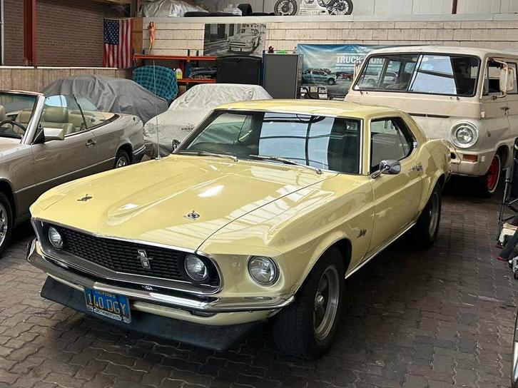 1969 Mustang Hardtop Coupe Aut 4.1, Autos, Oldtimers & Ancêtres, Particulier, Air conditionné, Intérieur cuir, Jantes en alliage léger